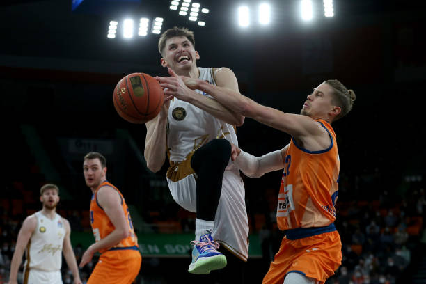 引发了球迷 引发了球迷