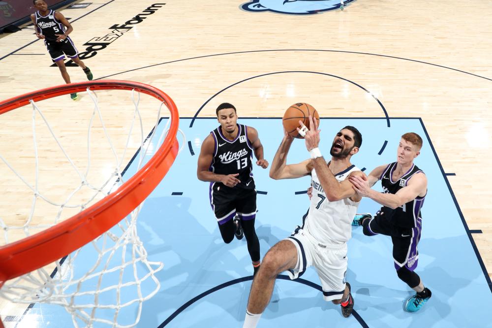 他凭什么可 他凭什么可